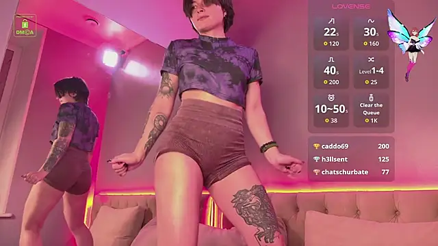 Ishtar_Divine webcam