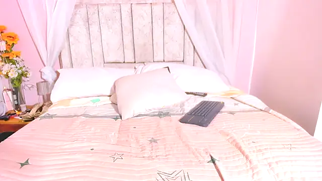 Rachellcooperrr webcam