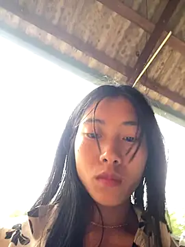 LylyOx9 webcam