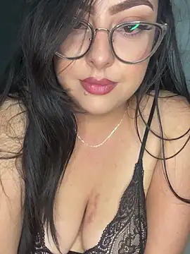MileyGia webcam