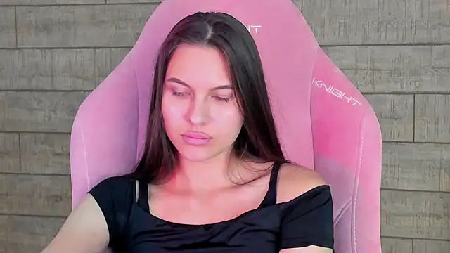 AlisaVersailles webcam