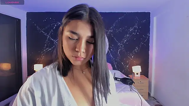 ShaniaDaniels webcam