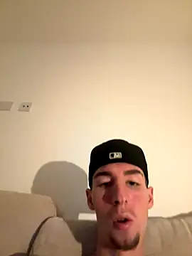 MikesWood21 webcam