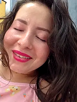 NeredaXxx webcam