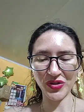 Linda_Hot13 webcam
