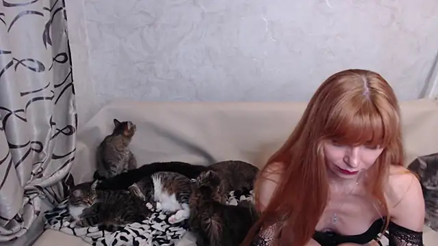 Olivia_Winston webcam