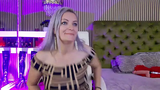 LadyTouch webcam