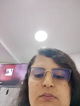 Miss_balloonsmila webcam