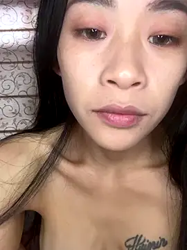 tw-EnEnMimi webcam