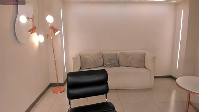 ArianaMonroe_ webcam