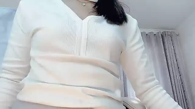 Eloise131499 webcam