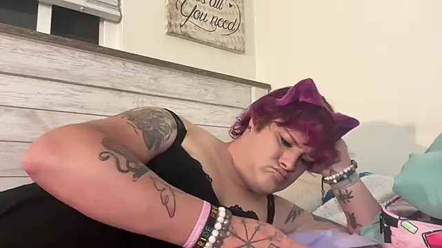 Julietserenity webcam