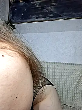 Olivia_OliV webcam