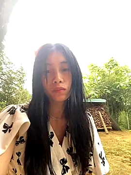 LylyOx9 webcam
