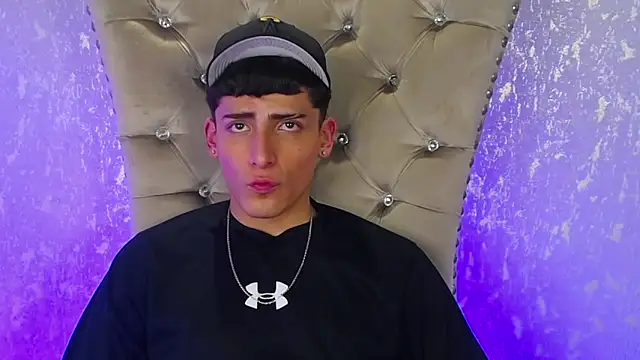 MateoMitchell webcam