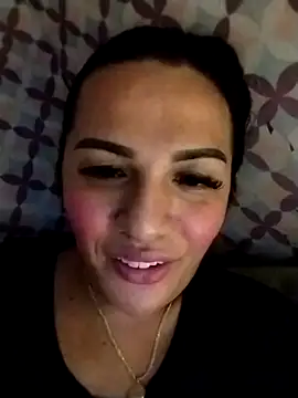 Yourbabyshane webcam