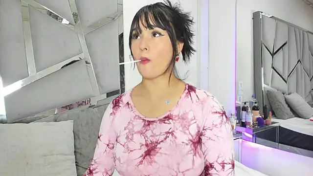 Catherinee69_x webcam