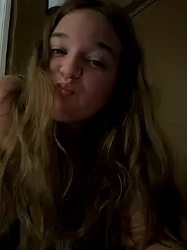 blondefun3818 webcam