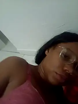 PrettahSantos webcam