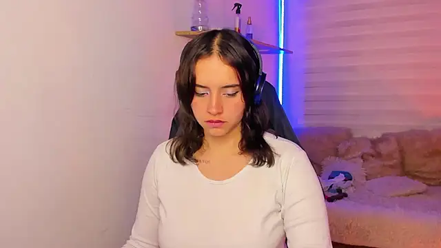Emily_Lindey webcam