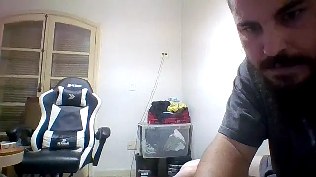 LuisDominate webcam