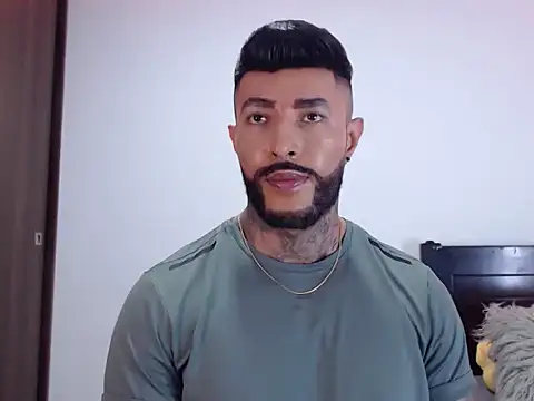 andrea_de_lucaa webcam