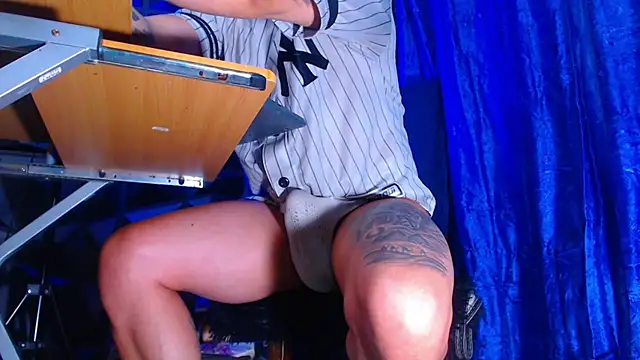 MONSTER_COCK_ webcam