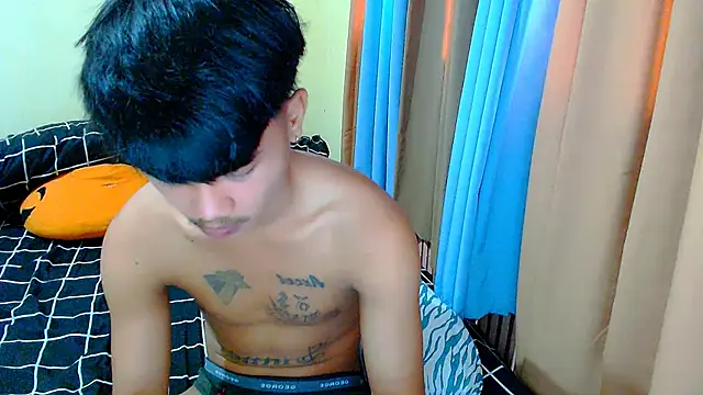 mikhaylahanderson webcam