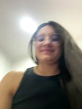 Isabella21_ webcam