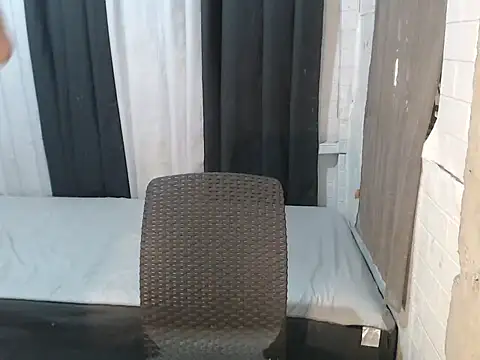 Cum_exploder webcam
