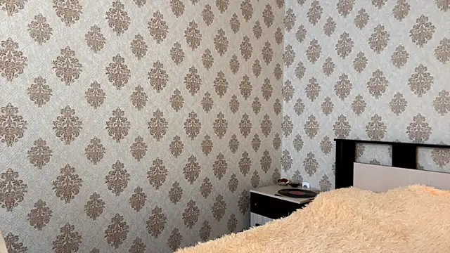 KissMeViolet webcam