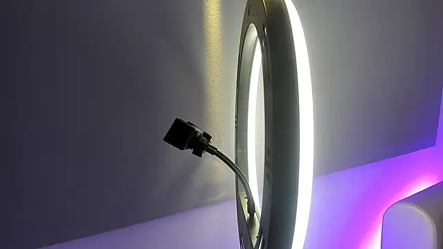 toji_luxxer webcam