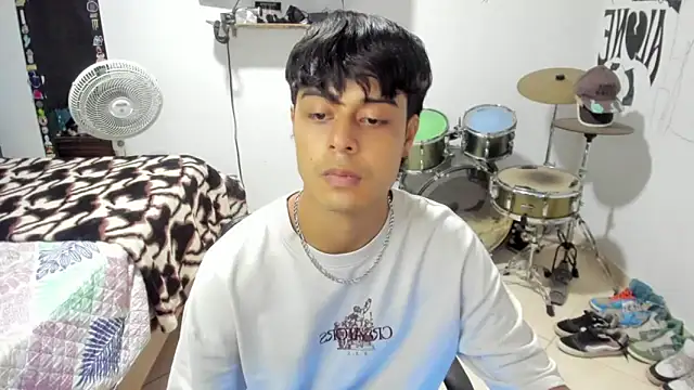 Zack_falcon webcam