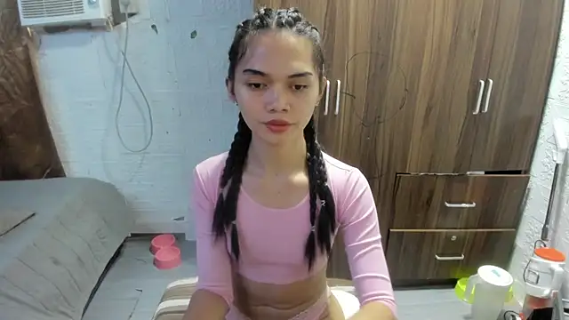 yunxieesweetgurl webcam