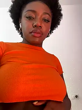 alissradiante1 webcam