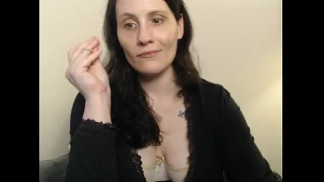 GabbyTate webcam