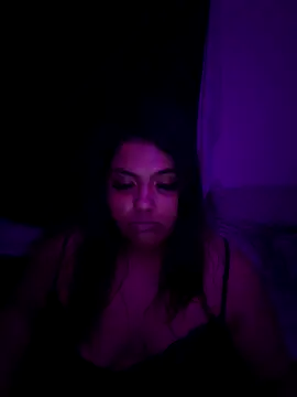 1n0nlythroat webcam