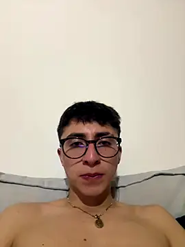 CamiRojas_boy webcam