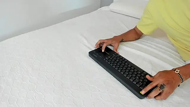 ZaynShadow webcam