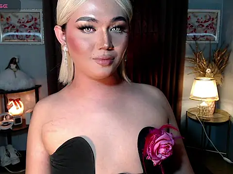 Kayiejuan_69 webcam