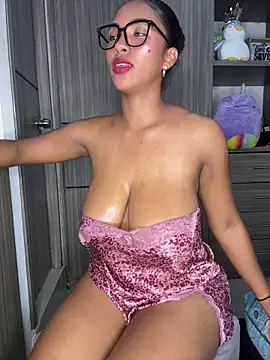 Mia_sweet80 webcam