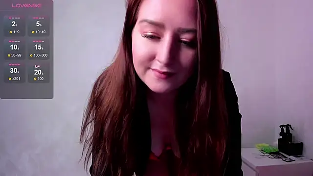 LinaFlawless webcam