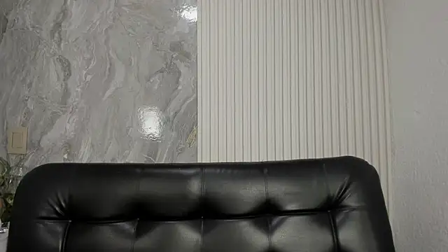 Luna_Scarlet1 webcam