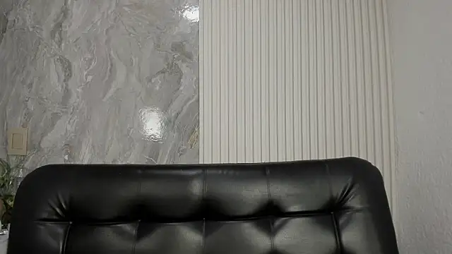 Luna_Scarlet1 webcam