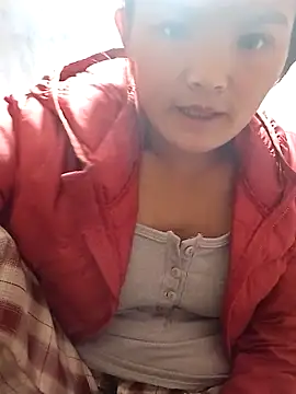 xinhxinhcute webcam