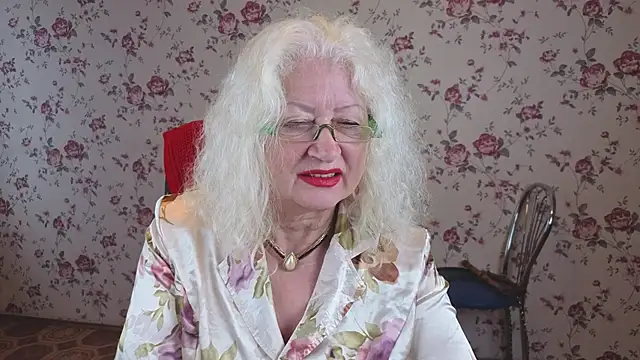 Maya_Mayflower webcam