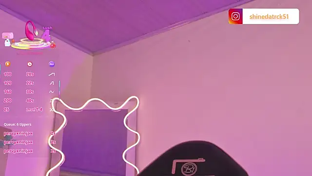 Shinedark_tay1