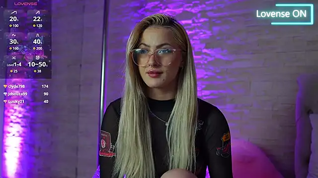 LucyLextonX