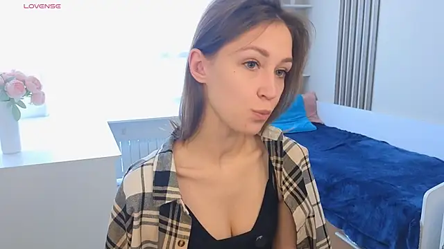 rennielewis - RennieLewis's free webcam - UK Sex Cams