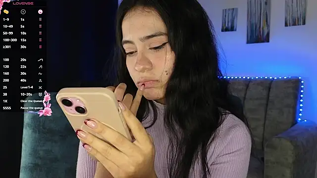 ZaraDames_ webcam